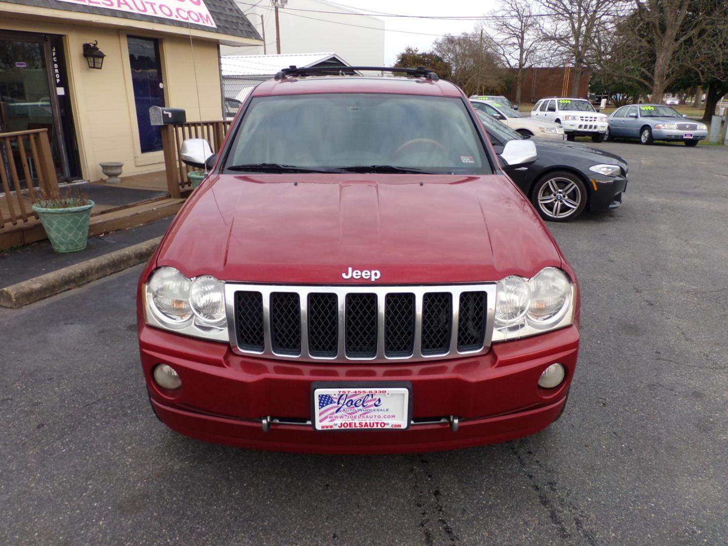 2006 Red Jeep Grand Cherokee (1J8HR68276C) , located at 5700 Curlew Drive, Norfolk, VA, 23502, (757) 455-6330, 36.841885, -76.209412 - Photo#3